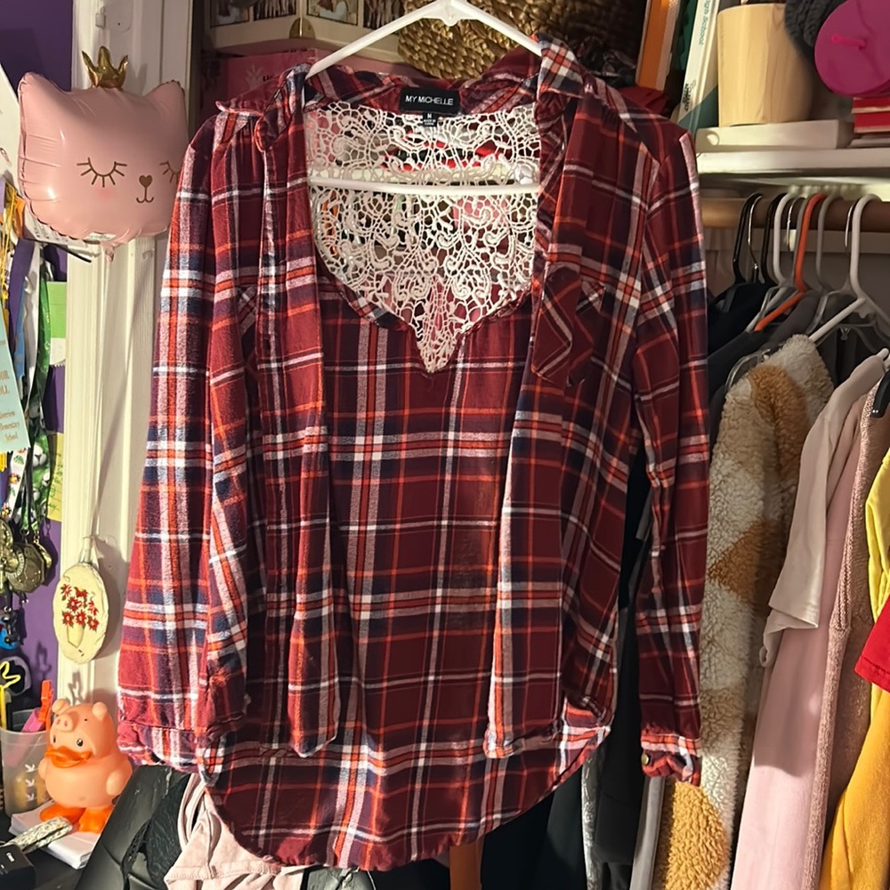 Cozy medium flannel 🌸